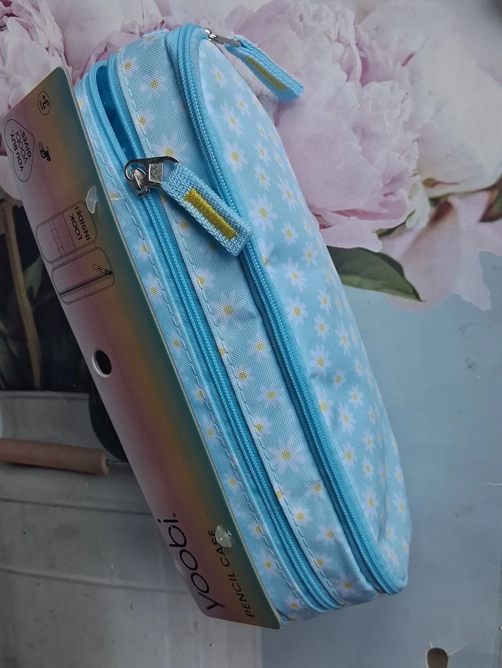 New Yoobi Pencil Case Zippered Daisy Flower Blue